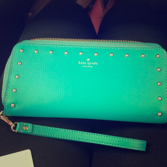 Kate Spade Wallet - Picture 1 of 4